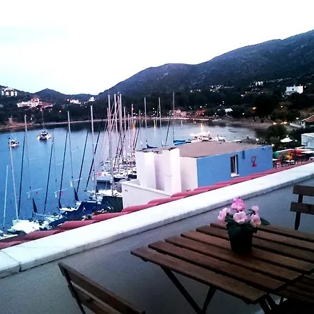 Bora Hotell 3*