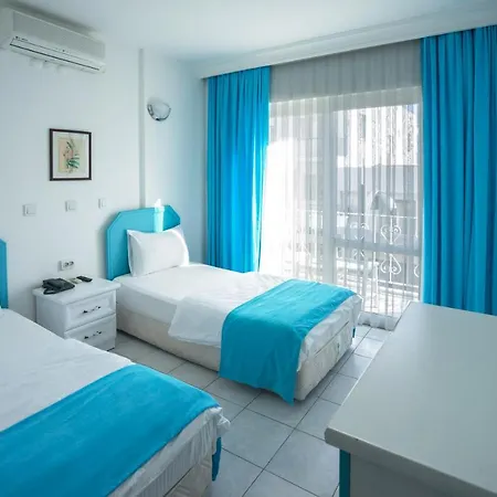 Bora Hotell