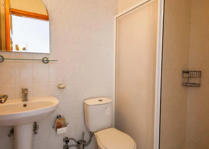 Ξενοδοχείο Bora 3*